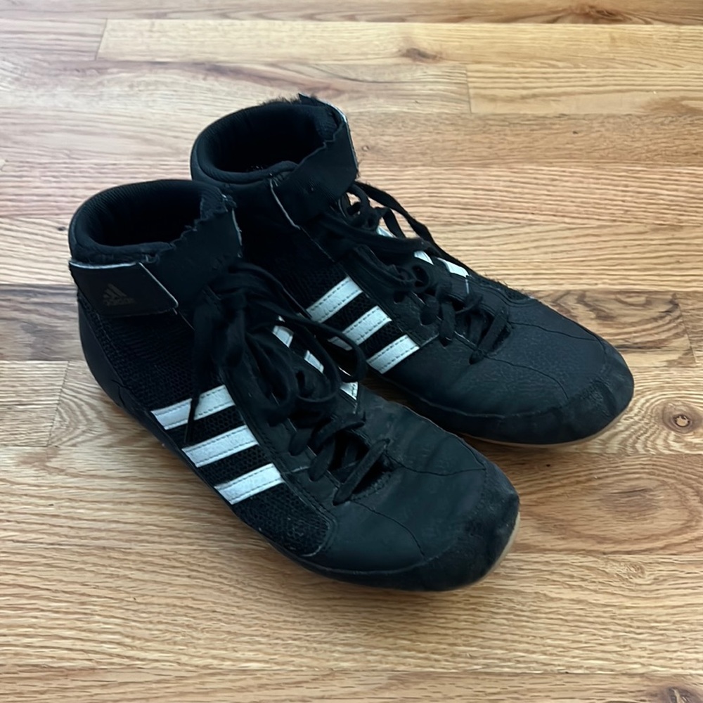 Adidas Boys HVC 2 AQ3327 Black Lace Up Wrestling Shoes With Strap Youth Size 4.5